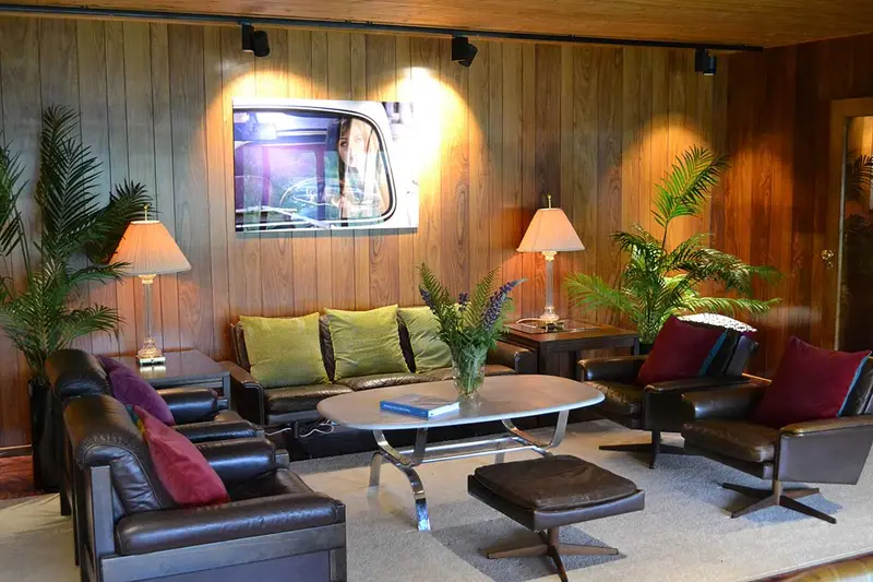 Ground floor · living room — 3