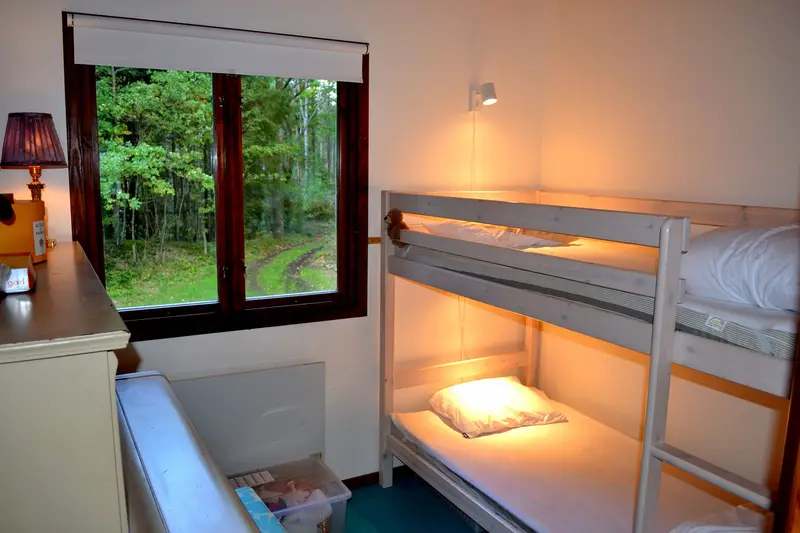 Ground floor · bedrooms — 1