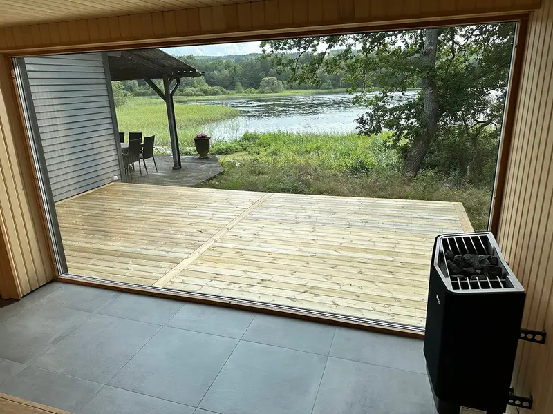 The sauna — 10